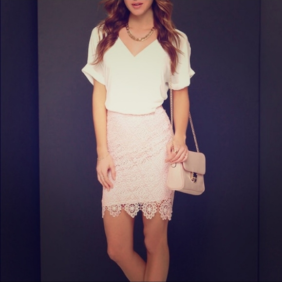 Lulus Dresses & Skirts - Lulu's Pink Lace Skirt